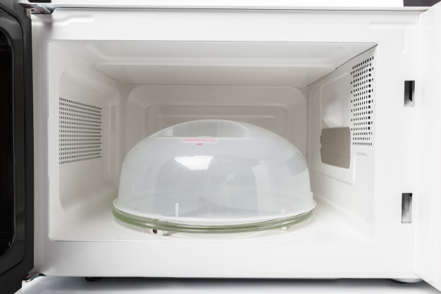 Microwave dish cover