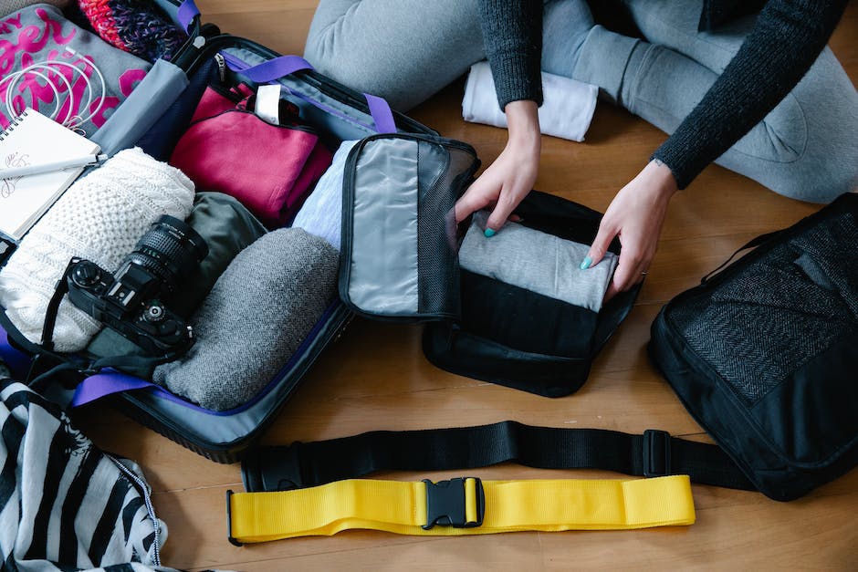 Compression bags for packing