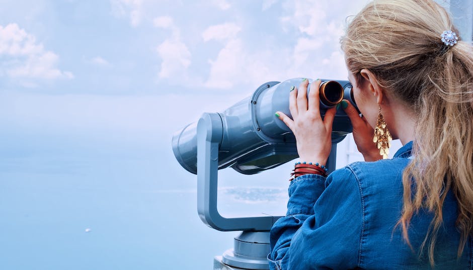 Telescope and binoculars