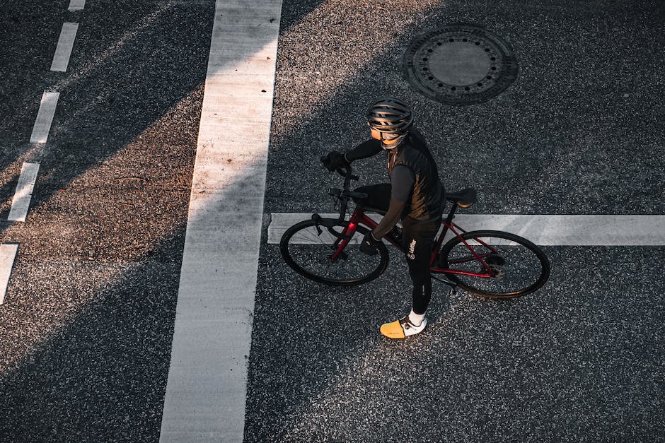 high-visibility cycling clothing