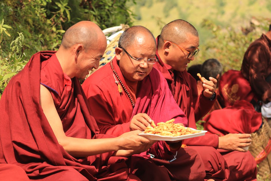 meals with monks