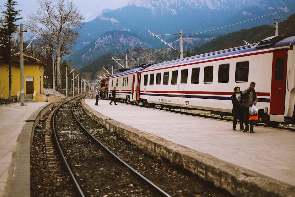 passenger reporting suspicious behavior on public transportation